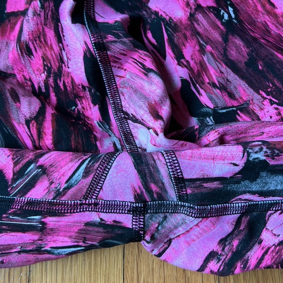 Lululemon HR Leggings 7/8 - Picture 9 of 10